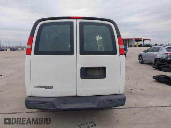 2013 Chevrolet Express Cargo z VIN 1GCSGAFX4D1128353, wystawiony jako IAAI lot #41369784 z przebiegiem 109 703 mil mil oraz . Historia ofert i sprzedaży dostępna na DreamBid. Obrazek 16.