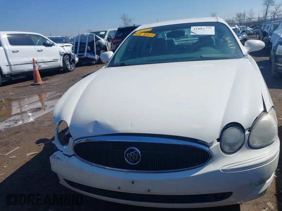 2007 Buick LaCrosse CXS with VIN 2G4WE587471117259, listed as a IAAI auction lot 41882777 with 201,787 mi miles. Bid and sale history available at carsss.com. Image 12.