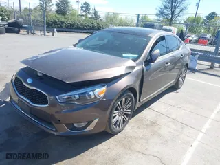 2015 Kia Cadenza Premium with VIN KNALN4D78F5172931, listed as a IAAI auction lot 41779938 with 60,420 mi miles. Bid and sale history available at carsss.com. Image 17.
