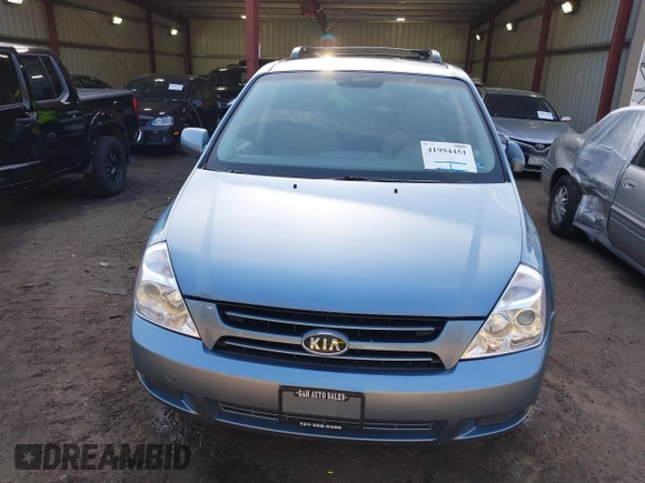 2007 Kia Sedona EX with VIN KNDMB233376173452, listed as a IAAI auction lot 41994451 with 201,849 mi miles. Bid and sale history available at carsss.com. Image 12.