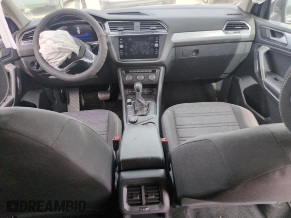 2024 Volkswagen Tiguan S with VIN 3VVFB7AXXRM109652, listed as a Copart auction lot 58813325 with 18,850 mi miles and Salvage title. Bid and sale history available at DreamBid. Image 8.