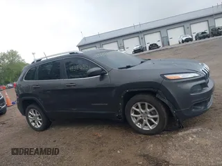 2018 Jeep Cherokee Latitude Plus with VIN 1C4PJLLX8JD511780, listed as a IAAI auction lot 42326351 with 139,693 mi miles and . Bid and sale history available at DreamBid. Image 13.