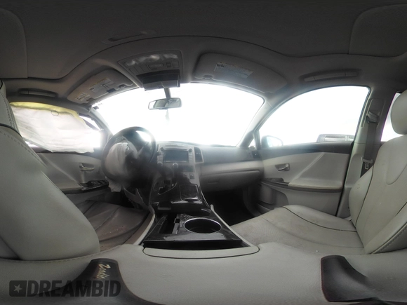 2015 Toyota Venza XLE z VIN 4T3ZK3BB1FU073173, wystawiony jako IAAI lot #42282185 z przebiegiem Nie podano mil oraz . Historia ofert i sprzedaży dostępna na DreamBid. Obrazek 17.