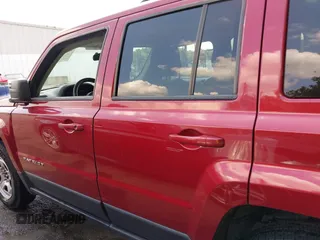 2015 Jeep Patriot Sport с VIN 1C4NJRBB9FD321235, выставлен на аукционе IAAI как лот 42161743 с пробегом 165 015 миль миль и . История ставок и продаж доступна на DreamBid. Изображение 14.