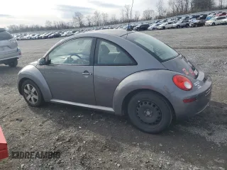 2006 Volkswagen New Beetle Coupe with VIN 3VWRW31C06M403608, listed as a Copart auction lot 82308844 with 125,255 mi miles and Salvage Title. Bid and sale history available at carsss.com. Image 2.