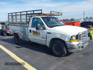 2001 Ford F-250 XL with VIN 1FTNF20F81EA32560, listed as a IAAI auction lot 42729724 with 348,089 mi miles and . Bid and sale history available at DreamBid. Image 1.