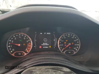 2019 Jeep Renegade Latitude z VIN ZACNJABB7KPJ73628, wystawiony jako Copart lot #59419695 z przebiegiem 61 126 mil mil oraz Szkoda całkowita • Salvage title. Historia ofert i sprzedaży dostępna na DreamBid. Obrazek 9.