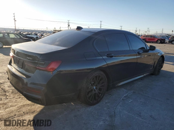 2021 BMW 7 Series 740i with VIN WBA7T2C01MCF72583, listed as a Copart auction lot 88601095 with 57,227 mi miles and Salvage title. Bid and sale history available at DreamBid. Image 3.