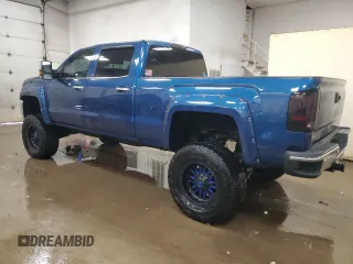 2018 GMC Sierra 2500HD SLT with VIN 1GT12TEY6JF272212, listed as a Copart auction lot 87391914 with 78,217 mi miles and Clean Title. Bid and sale history available at carsss.com. Image 2.