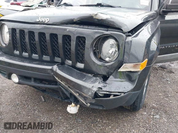 2011 Jeep Patriot Sport with VIN 1J4NT1GA9BD122962, listed as a IAAI auction lot 41903341 with 114,297 mi miles and . Bid and sale history available at carsss.com. Image 6.