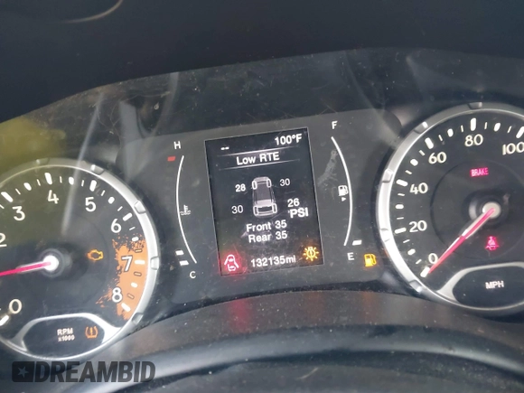 2015 Jeep Renegade Latitude with VIN ZACCJABH0FPB65461, listed as a IAAI auction lot 39756561 with 132,135 mi miles. Bid and sale history available at carsss.com. Image 16.