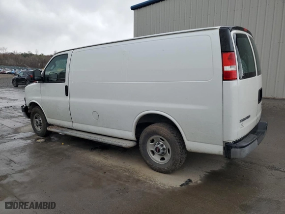2017 GMC Savana Cargo Van with VIN 1GTW7AFF5H1143359, listed as a Copart auction lot 53189835 with 114,245 mi miles and Salvage Title. Bid and sale history available at carsss.com. Image 2.