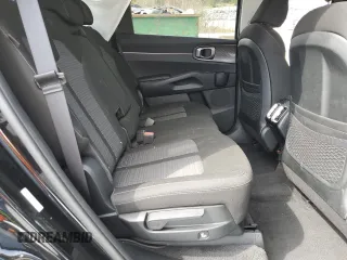 2024 Kia Sorento LX z VIN 5XYRG4JC7RG289095, wystawiony jako Copart lot #48790685 z przebiegiem 17 446 mil mil oraz Szkoda całkowita • Salvage title. Historia ofert i sprzedaży dostępna na DreamBid. Obrazek 11.