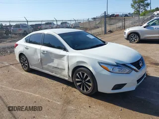 2018 Nissan Altima 2.5 S with VIN 1N4AL3AP1JC138029, listed as a IAAI auction lot 42039412 with 169,727 mi miles. Bid and sale history available at carsss.com. Image 1.