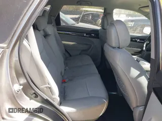 2013 Kia Sorento LX with VIN 5XYKTDA69DG360796, listed as a IAAI auction lot 41735901 with 216,875 mi miles. Bid and sale history available at carsss.com. Image 8.