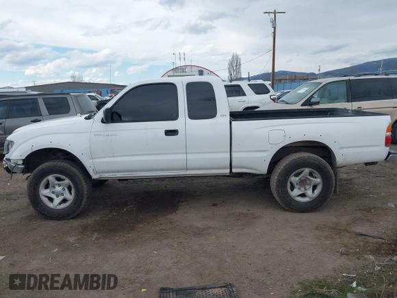 2003 Toyota Tacoma with VIN 5TEWN72N23Z246937, listed as a IAAI auction lot 41868085 with 220,973 mi miles. Bid and sale history available at carsss.com. Image 14.