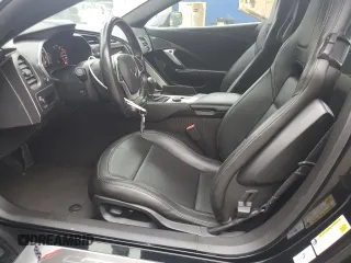 2019 Chevrolet Corvette 1LT z VIN 1G1YA2D73K5100417, wystawiony jako Copart lot #61426275 z przebiegiem 24 665 mil mil oraz Szkoda całkowita • Salvage title. Historia ofert i sprzedaży dostępna na DreamBid. Obrazek 7.