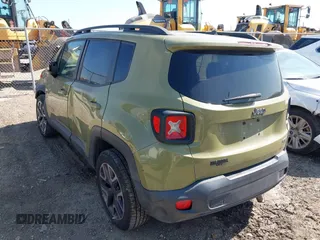 2015 Jeep Renegade Latitude with VIN ZACCJABT2FPB28170, listed as a IAAI auction lot 42003792 with 119,433 mi miles and . Bid and sale history available at DreamBid. Image 3.