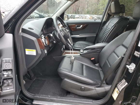 2013 Mercedes-Benz GLK-Class GLK 350 with VIN WDCGG8JB5DG058699, listed as a Copart auction lot 49374865 with 123,703 mi miles and Salvage Title. Bid and sale history available at carsss.com. Image 7.