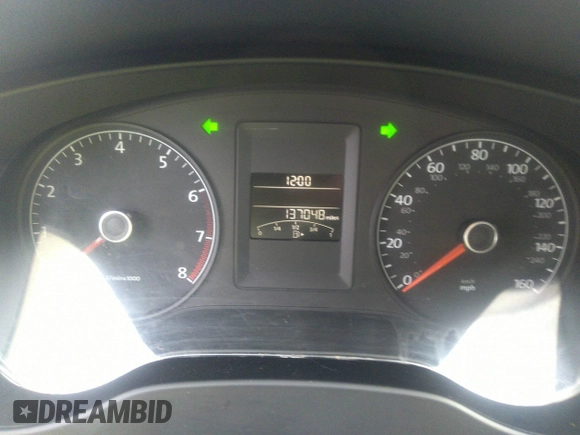 2011 Volkswagen Jetta SEL z VIN 3VWLX7AJ6BM307484, wystawiony jako IAAI lot #38965584 z przebiegiem 137 048 mil mil oraz . Historia ofert i sprzedaży dostępna na DreamBid. Obrazek 7.