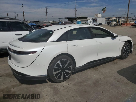 2023 Lucid Air Pure z VIN 50EA1PFA1PA006707, wystawiony jako Copart lot #76025394 z przebiegiem Nie podano mil oraz Szkody całkowita. Historia ofert i sprzedaży dostępna na DreamBid. Obrazek 3.