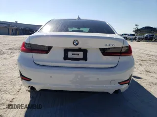 2020 BMW 3 Series 330i with VIN 3MW5R1J02L8B32197, listed as a Copart auction lot 70729452 with Not Provided miles. Bid and sale history available at carsss.com. Image 6.
