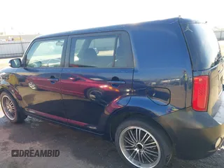 2008 Scion xB with VIN JTLKE50E281049021, listed as a IAAI auction lot 40832832 with 262,438 mi miles. Bid and sale history available at carsss.com. Image 14.