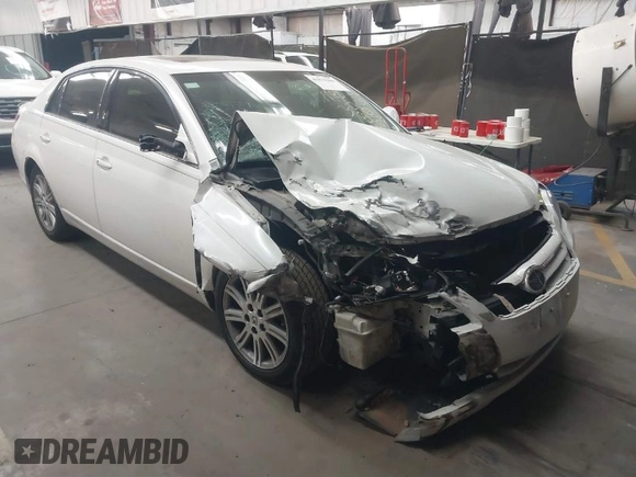 2005 Toyota Avalon XL with VIN 4T1BK36B55U013349, listed as a IAAI auction lot 41879384 with 185,821 mi miles and . Bid and sale history available at DreamBid. Image 1.