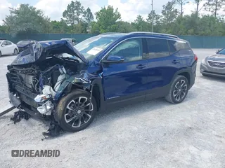 2023 GMC Terrain SLT z VIN 3GKALPEG0PL167003, wystawiony jako IAAI lot #42155979 z przebiegiem 42 120 mil mil oraz . Historia ofert i sprzedaży dostępna na DreamBid. Obrazek 2.