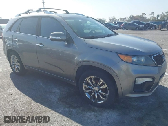 2012 Kia Sorento SX with VIN 5XYKW4A23CG241547, listed as a IAAI auction lot 41939973 with 135,986 mi miles. Bid and sale history available at carsss.com. Image 1.