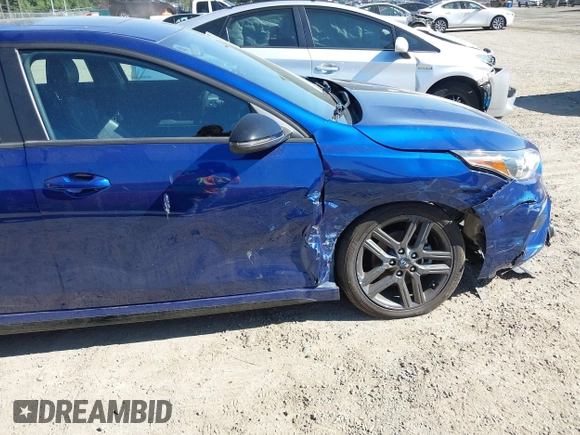 2021 Kia Forte GT-Line z VIN 3KPF34AD5ME408680, wystawiony jako IAAI lot #42442538 z przebiegiem 42 231 mil mil oraz . Historia ofert i sprzedaży dostępna na DreamBid. Obrazek 6.