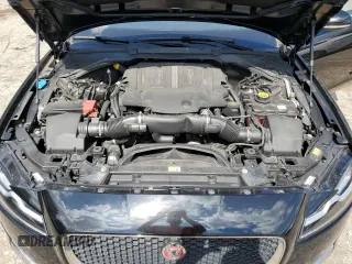 2017 Jaguar XF 35t Prestige with VIN SAJBK4BV5HCY26289, listed as a Copart auction lot 70569014 with 47,194 mi miles and Salvage Title. Bid and sale history available at carsss.com. Image 11.