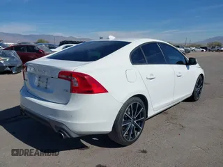 2017 Volvo S60 Dynamic with VIN YV126MFL0H2433845, listed as a IAAI auction lot 41522216 with 76,166 mi miles. Bid and sale history available at carsss.com. Image 4.