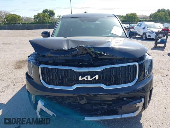 2024 Kia Telluride LX z VIN 5XYP24GC6RG482724, wystawiony jako IAAI lot #41806081 z przebiegiem 37 700 mil mil oraz . Historia ofert i sprzedaży dostępna na DreamBid. Obrazek 13.