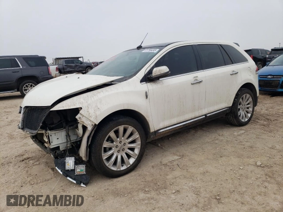 2012 Lincoln MKX with VIN 2LMDJ8JKXCBL19695, listed as a Copart auction lot 43960855 with 94,151 mi miles and Salvage Title. Bid and sale history available at DreamBid. Image 1.