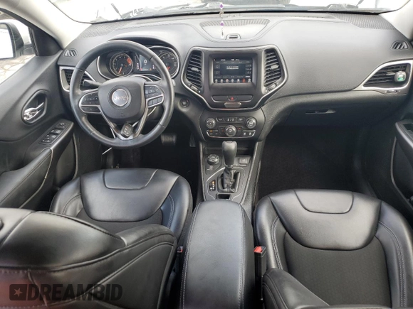 2019 Jeep Cherokee Latitude Plus with VIN 1C4PJMLX7KD251993, listed as a Copart auction lot 73103304 with 71,523 mi miles and Salvage Title. Bid and sale history available at carsss.com. Image 8.