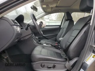 2019 Volkswagen Passat Wolfsburg Edition z VIN 1VWLA7A30KC013616, wystawiony jako Copart lot #46643715 z przebiegiem 47 073 mil mil oraz Szkoda całkowita • Salvage title. Historia ofert i sprzedaży dostępna na DreamBid. Obrazek 7.