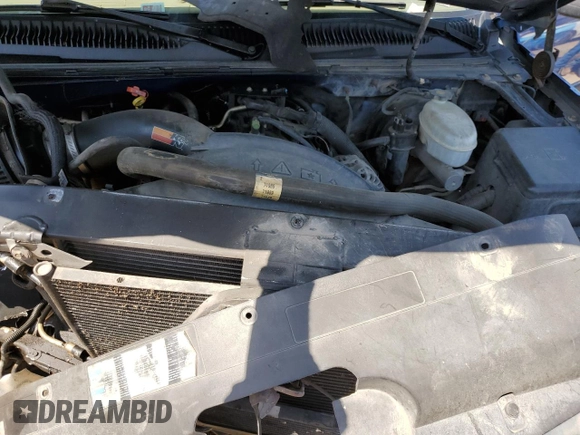 2004 Chevrolet Silverado 1500 Z71 with VIN 2GCEK19T641225262, listed as a Copart auction lot 52197235 with 251,091 mi miles and Salvage Title. Bid and sale history available at DreamBid. Image 12.