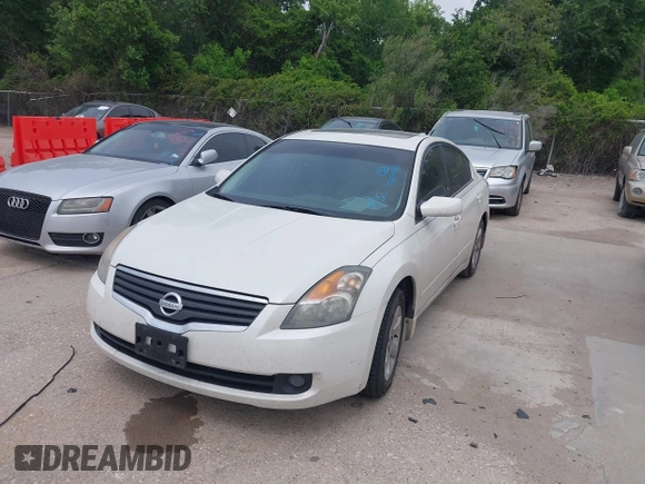 2009 Nissan Altima S with VIN 1N4AL21EX9N557960, listed as a IAAI auction lot 42061700 with 222,783 mi miles and . Bid and sale history available at DreamBid. Image 2.
