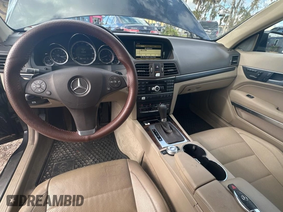 2011 Mercedes-Benz E-Class E 550 with VIN WDDKK7CF1BF095881, listed as a Copart auction lot 87047174 with 120,678 mi miles and Clean Title. Bid and sale history available at carsss.com. Image 9.