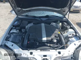 2003 Mercedes-Benz SLK 320 z VIN WDBKK65FX3F289228, wystawiony jako IAAI lot #42584634 z przebiegiem 173 232 mil mil oraz . Historia ofert i sprzedaży dostępna na DreamBid. Obrazek 10.