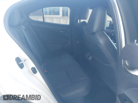 2020 Lexus UX 250h z VIN JTHP9JBH8L2033378, wystawiony jako IAAI lot #42238559 z przebiegiem 49 150 mil mil oraz . Historia ofert i sprzedaży dostępna na DreamBid. Obrazek 8.