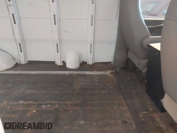 2012 Chevrolet Express Cargo с VIN 1GCWGFBA2C1155209, выставлен на аукционе IAAI как лот 42559839 с пробегом 222 712 миль миль и . История ставок и продаж доступна на DreamBid. Изображение 8.