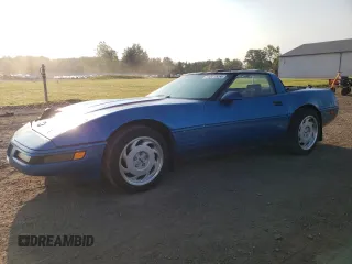 1992 Chevrolet Corvette with VIN 1G1YY23P5N5103935, listed as a Copart auction lot 71301524 with 108,774 mi miles and Salvage Title. Bid and sale history available at carsss.com. Image 1.