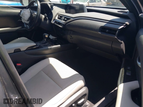 2020 Lexus UX 250h with VIN JTHP9JBH9L2020588, listed as a IAAI auction lot 42543365 with 61,792 mi miles and . Bid and sale history available at DreamBid. Image 5.