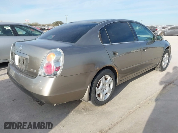 2003 Nissan Altima S with VIN 1N4AL11E63C158993, listed as a IAAI auction lot 41399813 with 193,428 mi miles and . Bid and sale history available at DreamBid. Image 4.