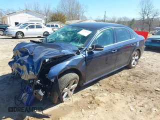 2013 Volkswagen Passat SE w/Sunroof & Nav with VIN 1VWBP7A35DC113692, listed as a IAAI auction lot 41720111 with 143,624 mi miles. Bid and sale history available at carsss.com. Image 17.