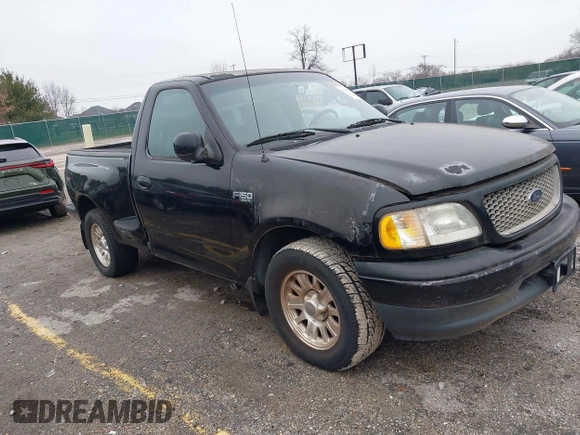 2001 Ford F-150 XL with VIN 2FTZF07211CA54107, listed as a IAAI auction lot 41450483 with 153,699 mi miles. Bid and sale history available at carsss.com. Image 1.