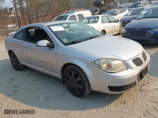 2007 Pontiac G5 with VIN 1G2AL15F377254564, listed as a IAAI auction lot 41635775 with 150,209 mi miles. Bid and sale history available at carsss.com. Image 1.