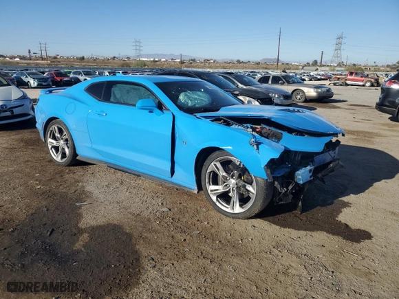2022 Chevrolet Camaro 1SS with VIN 1G1FF1R71N0103720, listed as a Copart auction lot 49861045 with 32,125 mi miles and Salvage Title. Bid and sale history available at carsss.com. Image 4.